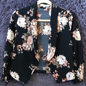 Floral Cropped Half Sleeve Cove-up